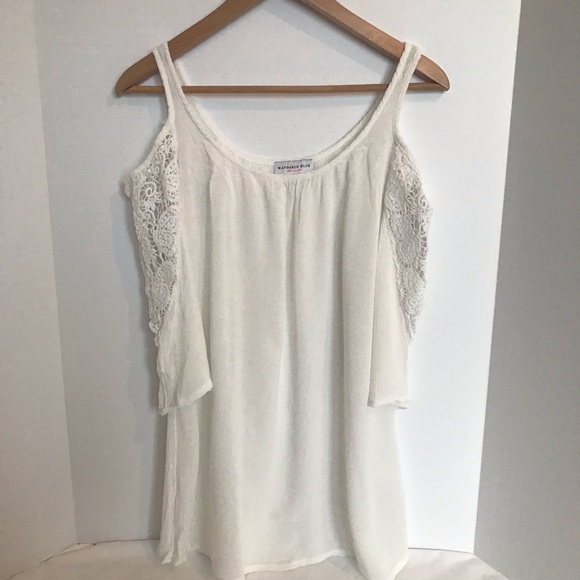 mandarin blue Tops - Mandarin Blue white cold shoulder XS